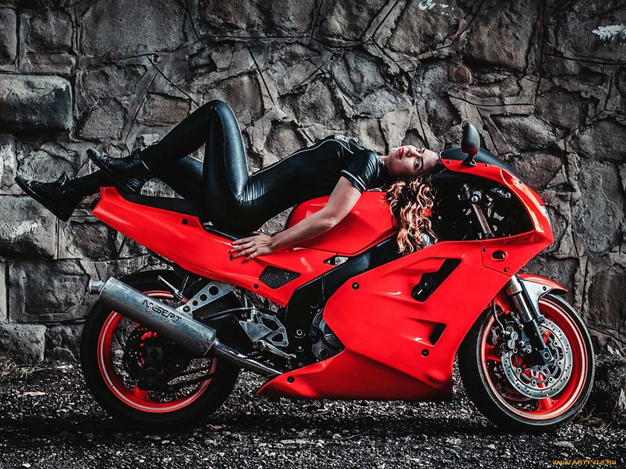 Beautiful girl Beautiful girls and motorcycles in Okayama