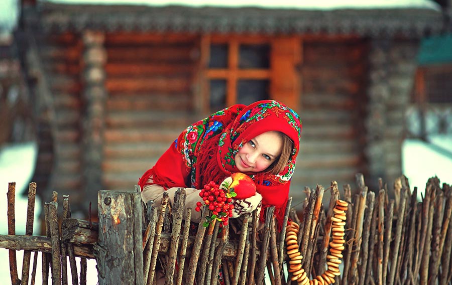 Sexy girl Women in Slavic costumes in Okayama