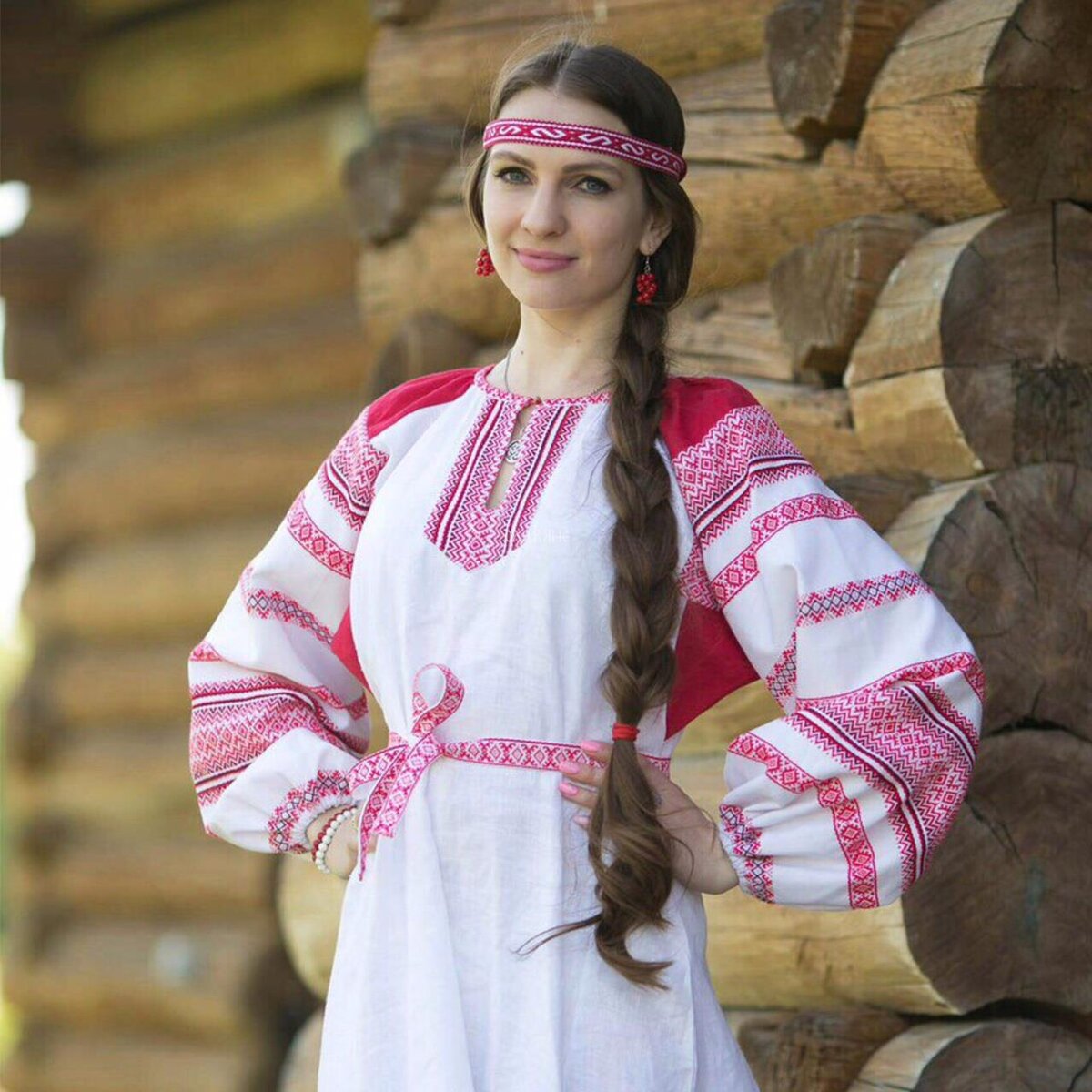 Girls in Slavic costumes in Okayama